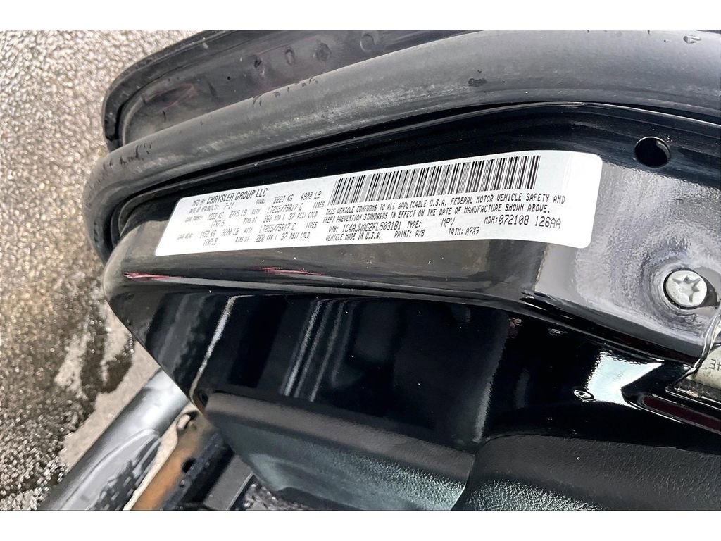 Used 2015 Jeep Wrangler Sport image 32