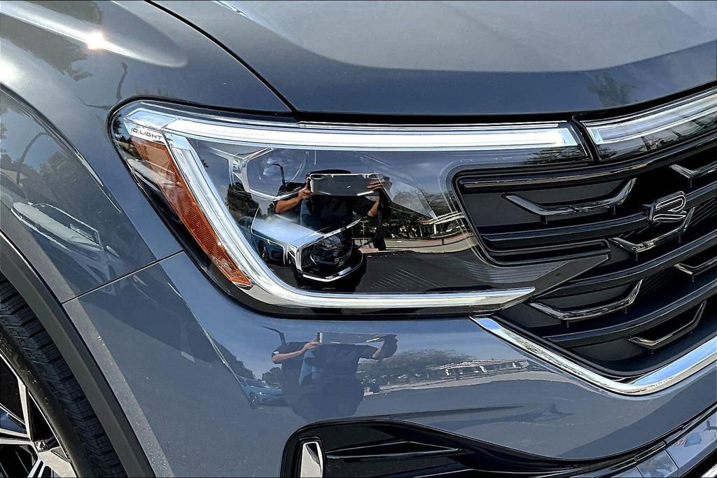 New 2026 Volkswagen Atlas SEL Premium R-Line image 15