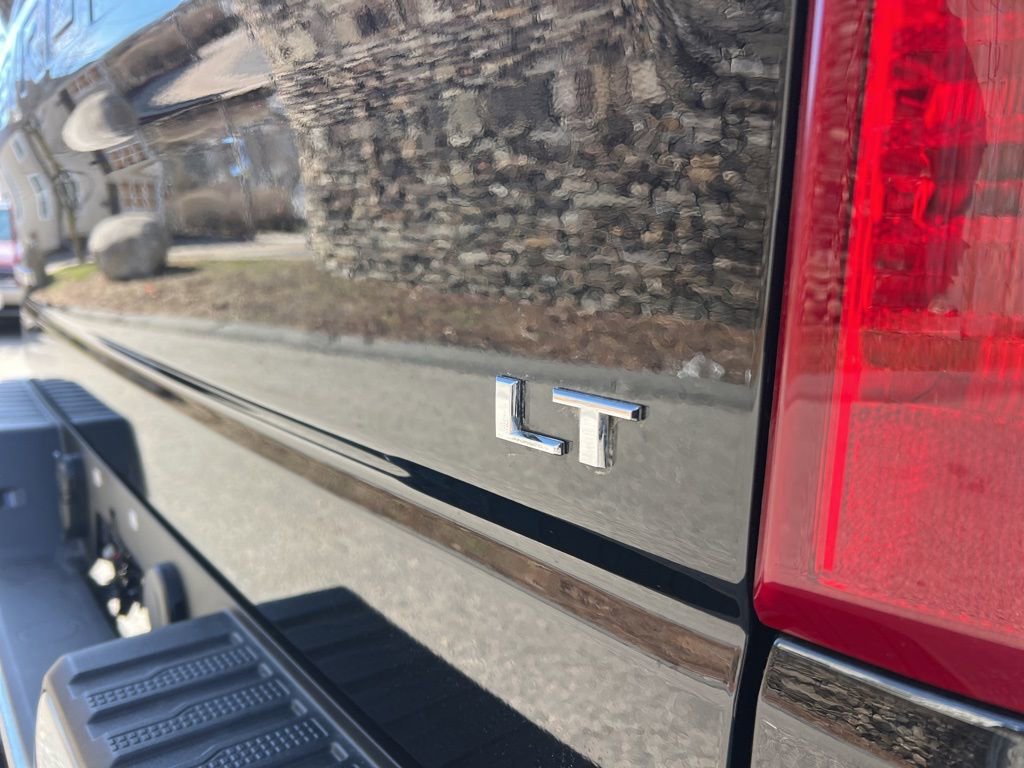 Used 2024 Chevrolet Silverado 1500 LT image 10