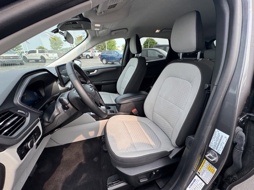 Used 2023 Ford Escape Active w/ Tech Pack #2 image 13