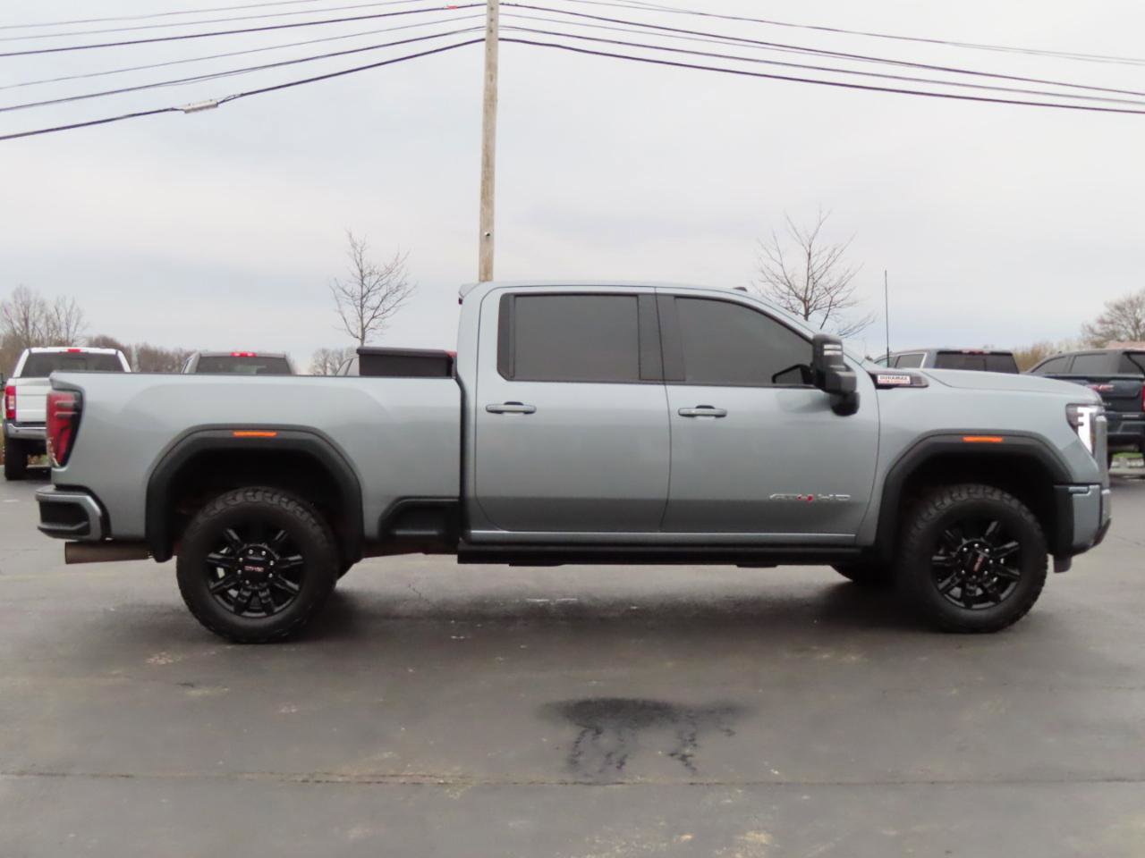 Used 2024 GMC Sierra 2500 AT4 w/ AT4 Premium Plus Package image 6