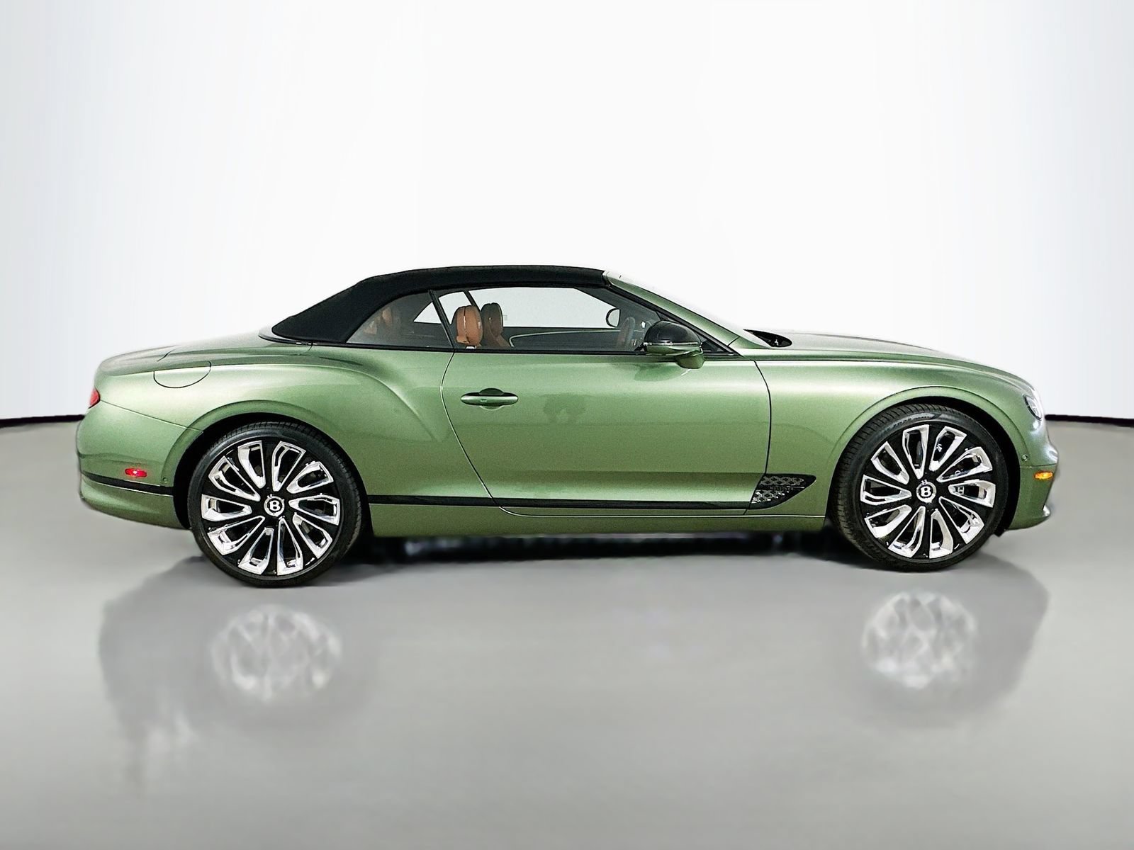 Used 2024 Bentley Continental GT Mulliner AWD/4WD image 5