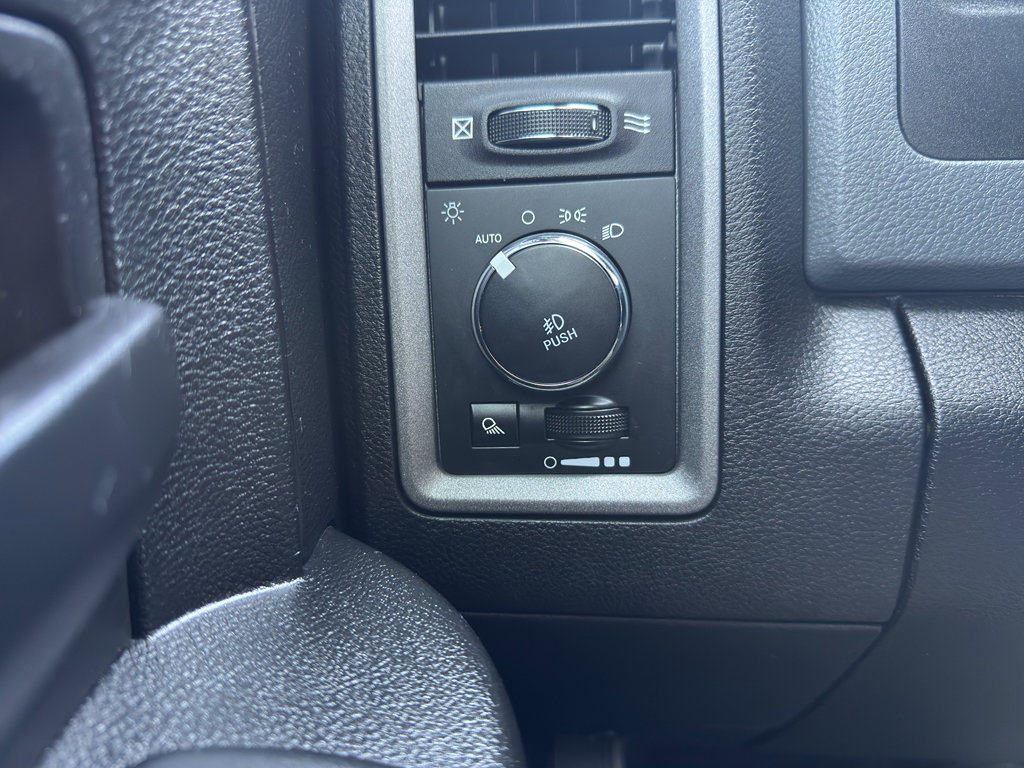 Used 2019 RAM 1500 Express w/ Express Value Package image 18