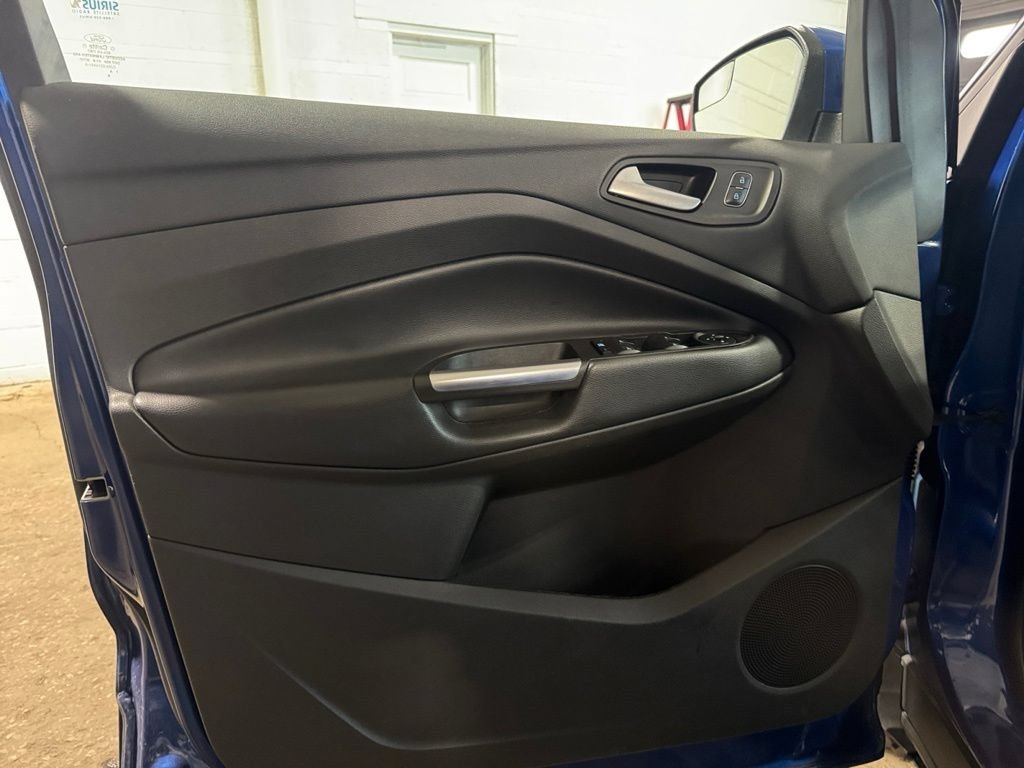 Used 2017 Ford Escape SE FWD image 20