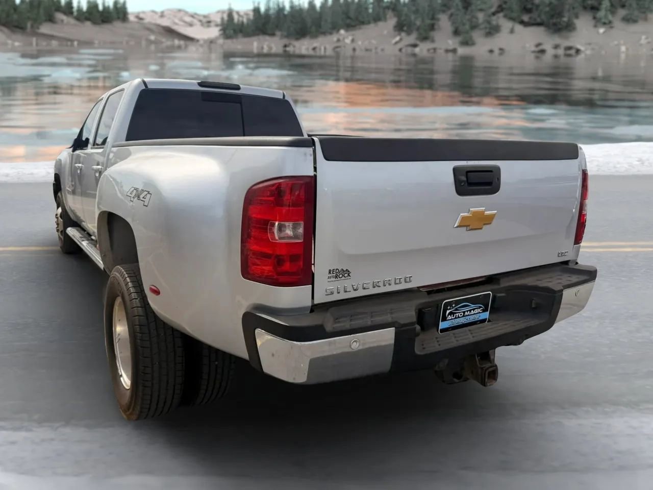Used 2012 Chevrolet Silverado 3500 LTZ w/ LTZ Plus Package AWD/4WD image 5