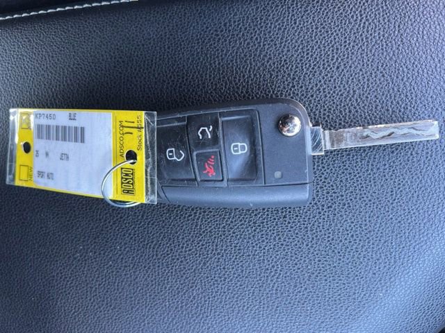 Used 2025 Volkswagen Jetta Sport image 35