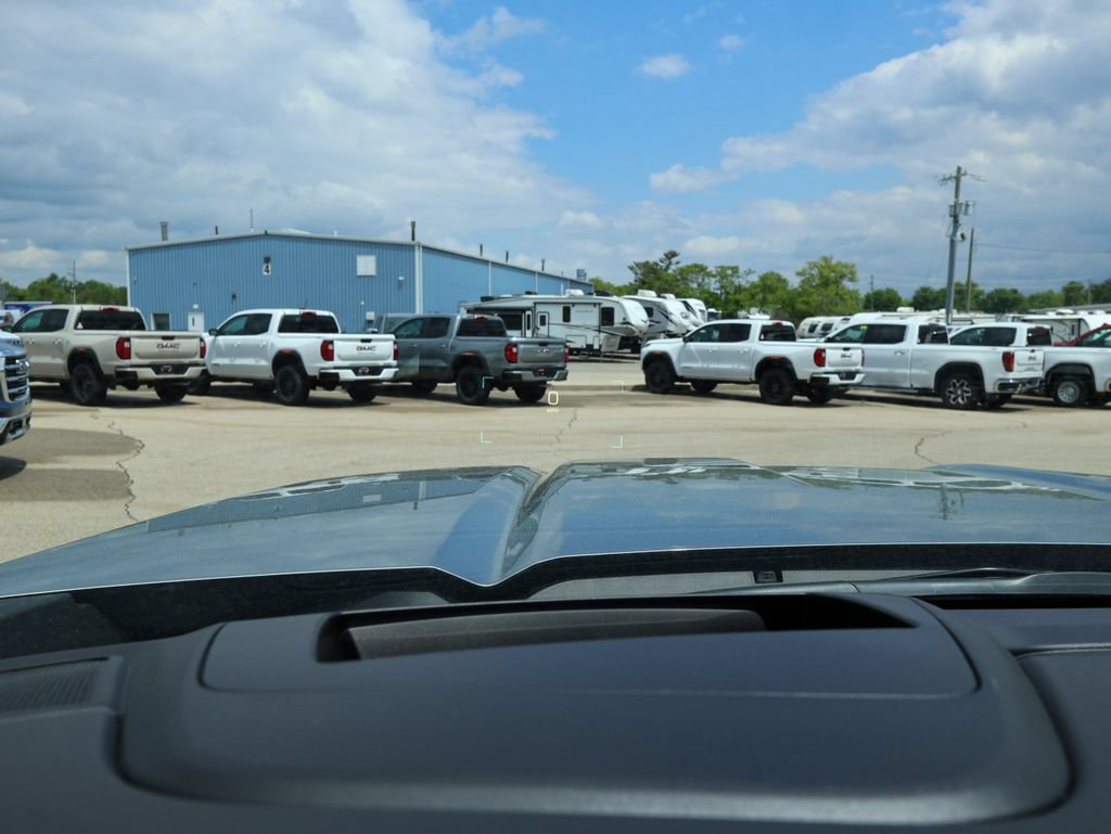 New 2026 GMC Sierra 2500 AT4 w/ AT4 Premium Plus Package AWD/4WD image 21
