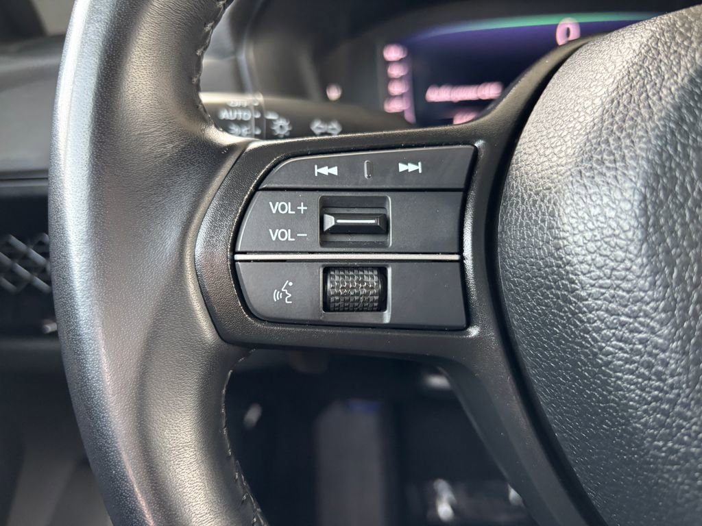 Used 2024 Honda Accord EX-L image 11