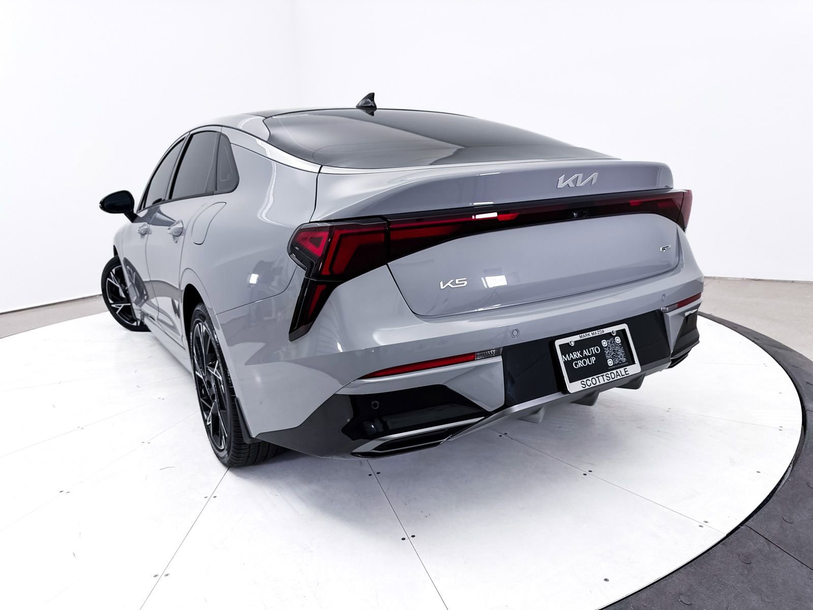Used 2025 Kia K5 GT-Line w/ GT-Line Premium Package image 9