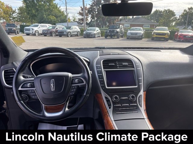Certified 2019 Lincoln Nautilus Select AWD/4WD image 14