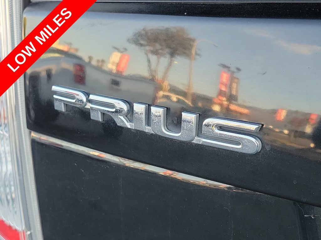 Used 2015 Toyota Prius Three FWD image 9