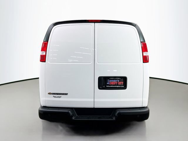 New 2026 Chevrolet Express 2500 Extended image 7