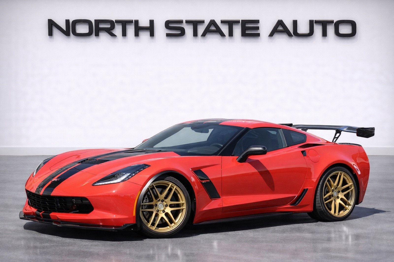 Used 2018 Chevrolet Corvette Grand Sport image 1