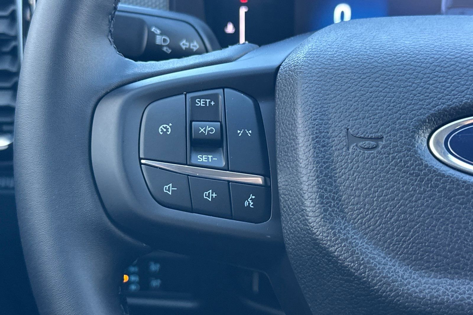 New 2025 Ford Ranger XLT w/ Equipment Group 301A High image 23