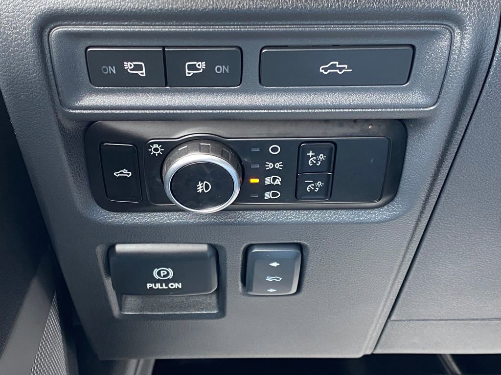 Used 2023 Ford F150 Lariat w/ Equipment Group 502A High AWD/4WD image 31