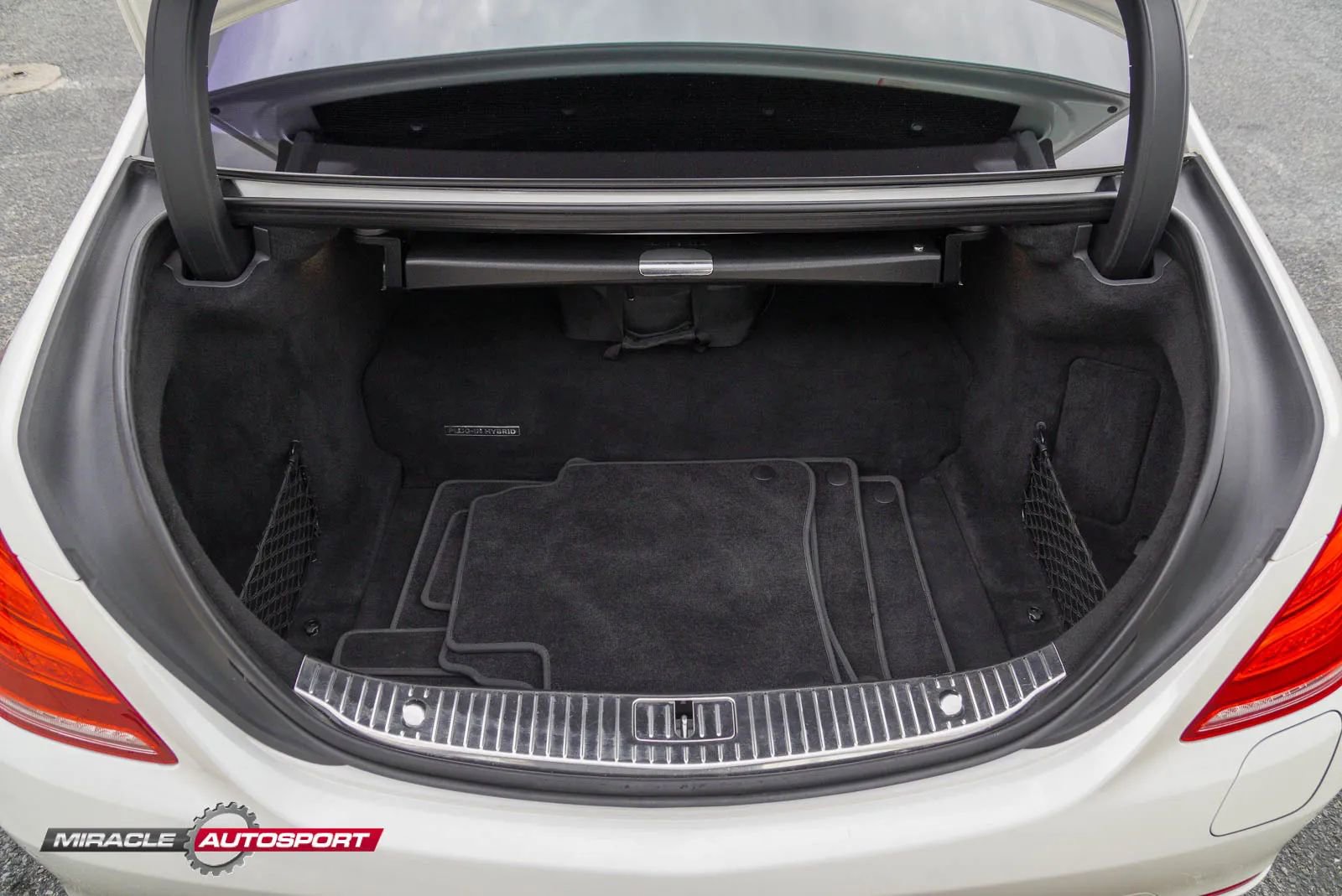 Used 2017 Mercedes-Benz S 550e image 28