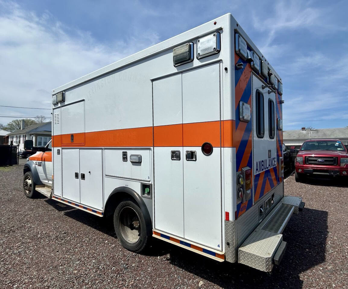 Used 2015 RAM 4500 SLT w/ Quick Order Package 29G SLT image 3