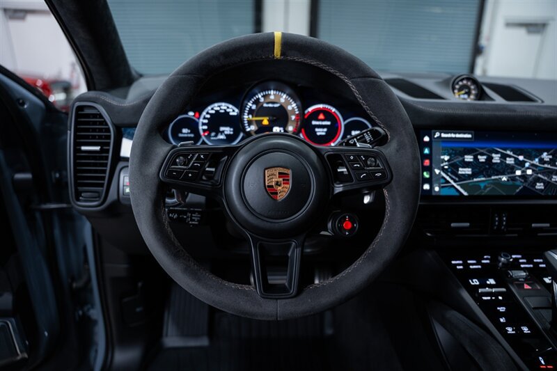 Used 2022 Porsche Cayenne Turbo GT AWD/4WD image 52