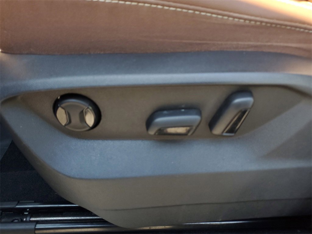 Used 2021 Volkswagen Atlas SE w/ Towing Package image 21