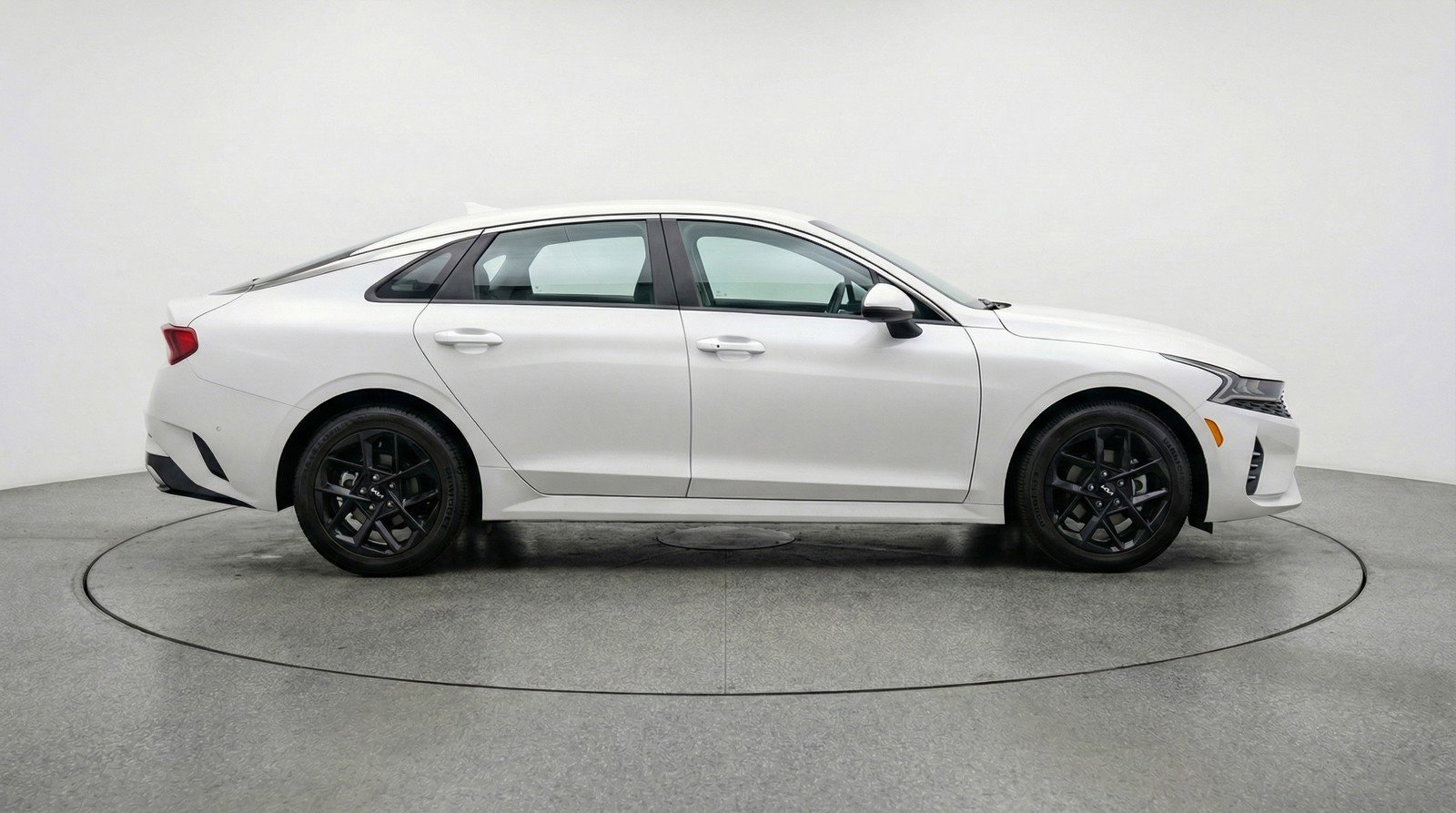 Used 2025 Kia K5 LXS FWD image 11