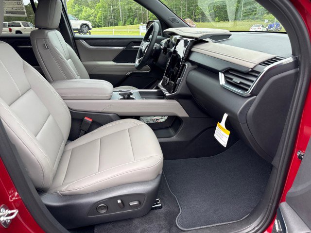 New 2026 GMC Acadia Elevation image 9