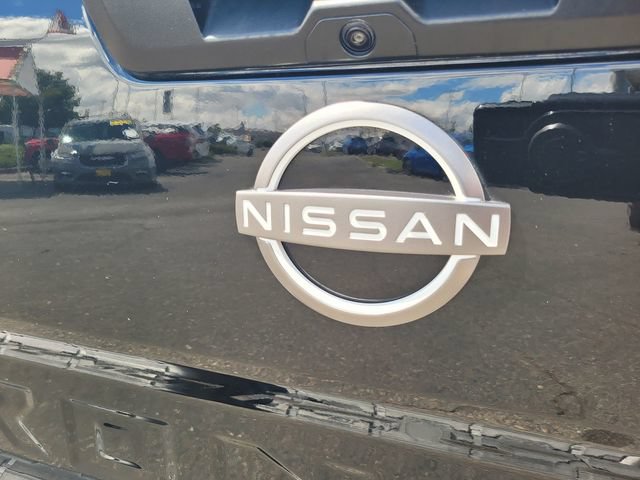 Certified 2022 Nissan Frontier SV w/ SV Premium Package RWD image 10