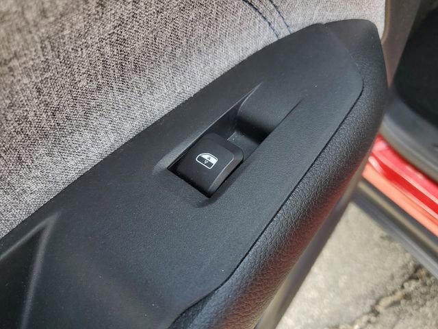 Certified 2025 Jeep Compass Latitude AWD/4WD image 17