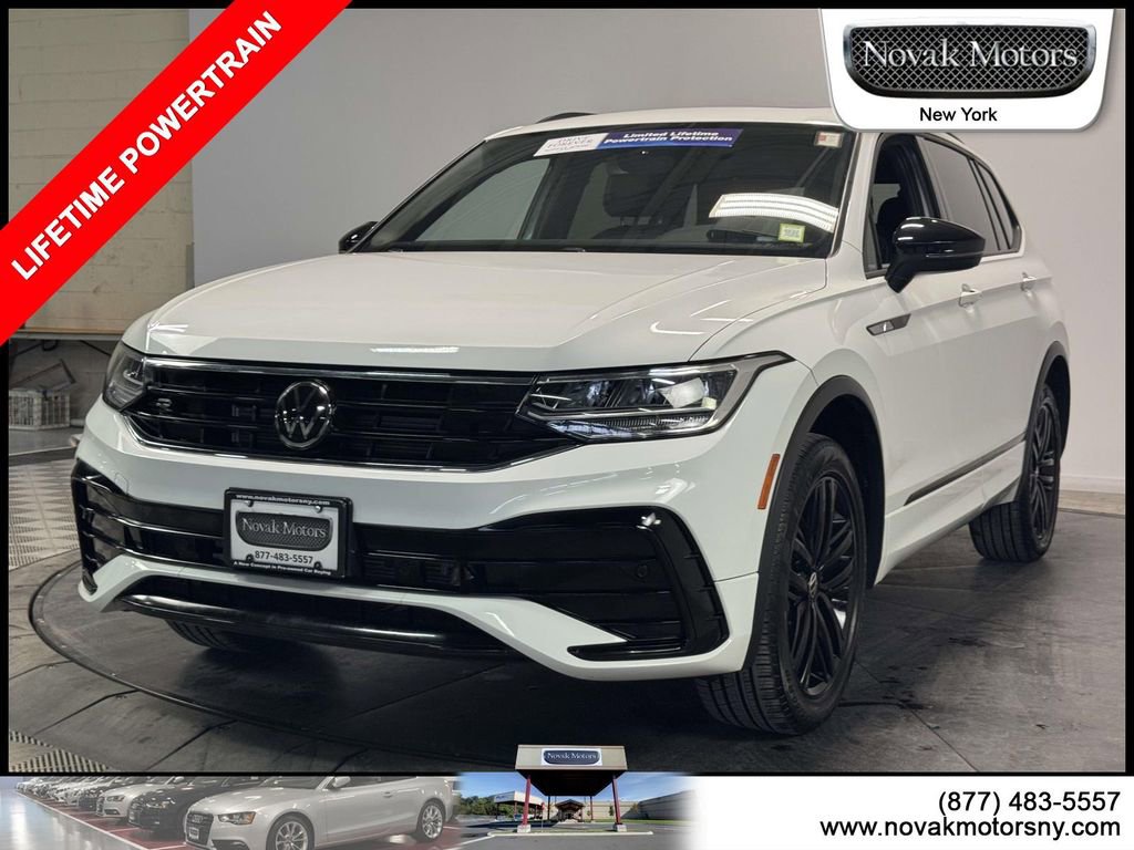 Used 2022 Volkswagen Tiguan SE R-Line AWD/4WD image 4