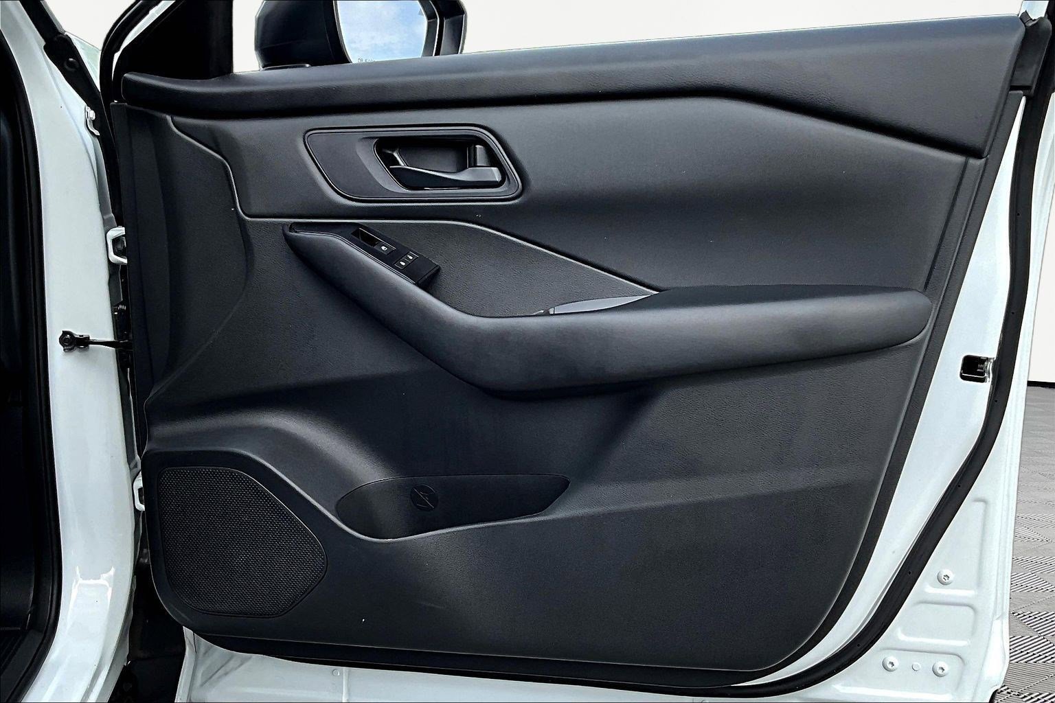 Certified 2024 Nissan Rogue S AWD/4WD image 26