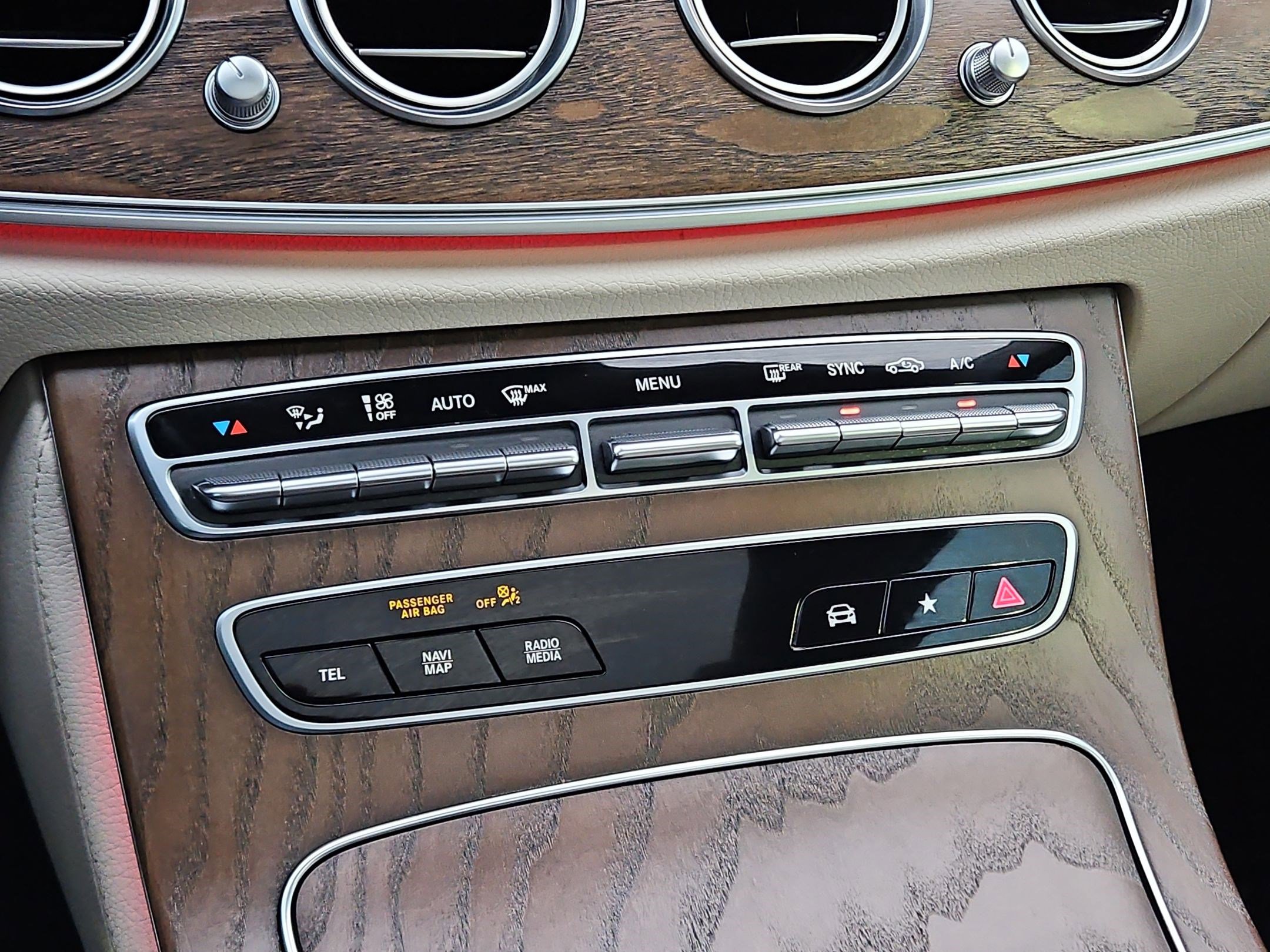 Used 2022 Mercedes-Benz E 350 4MATIC Sedan image 28