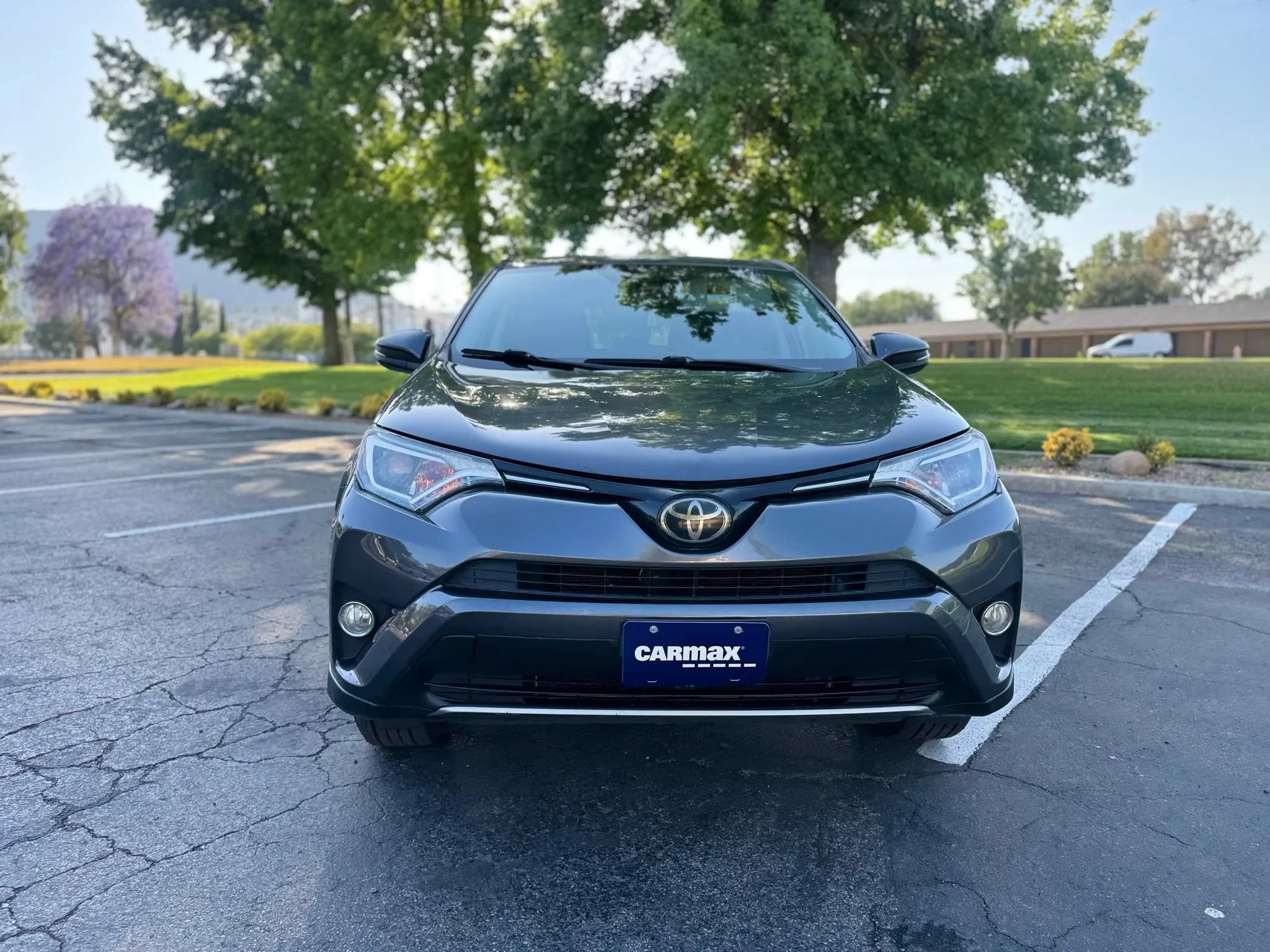 Used 2018 Toyota RAV4 XLE w/ Carpet Mat Package FWD image 37