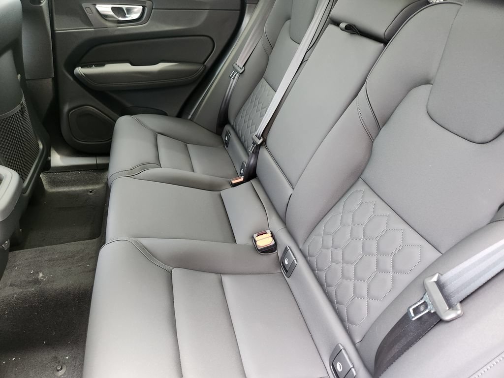 New 2026 Volvo XC60 B5 Plus w/ Climate Package AWD/4WD image 19