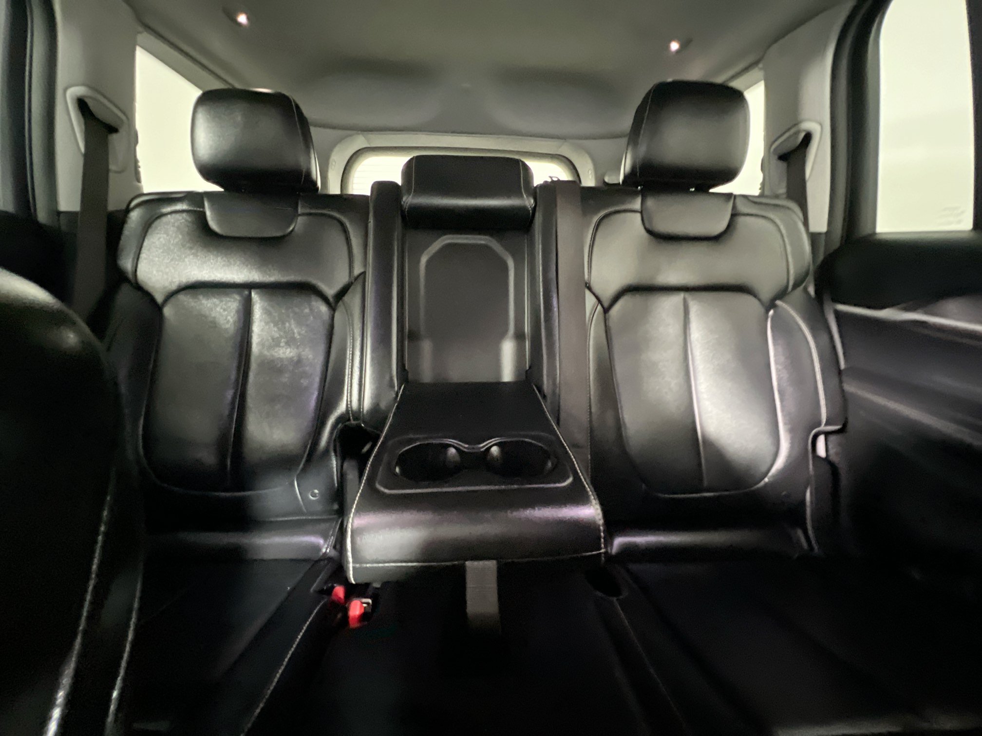 Used 2021 Jeep Grand Cherokee L Limited RWD image 32