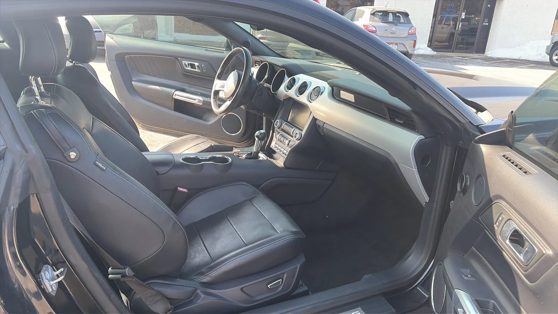 Used 2015 Ford Mustang GT Premium image 44
