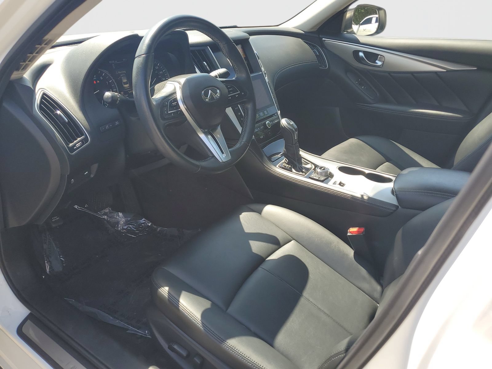 Used 2020 INFINITI Q50 Luxe RWD image 18