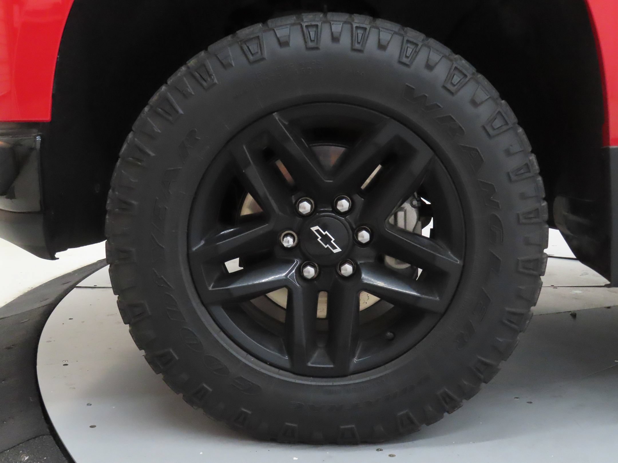 Used 2021 Chevrolet Silverado 1500 Custom Trail Boss AWD/4WD image 23