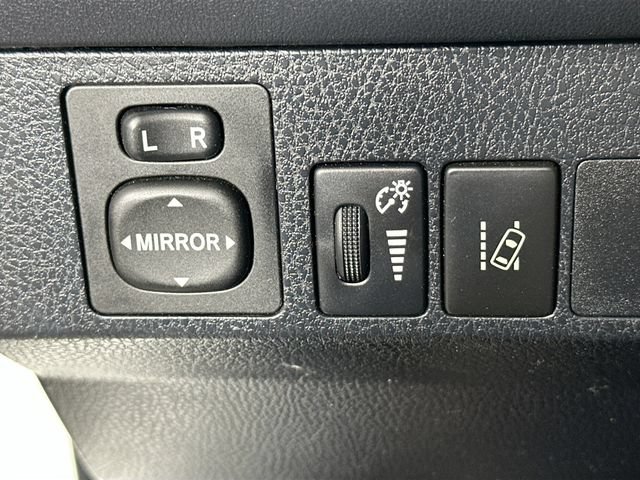 Used 2017 Toyota RAV4 LE w/ Carpet Mat Package AWD/4WD image 19