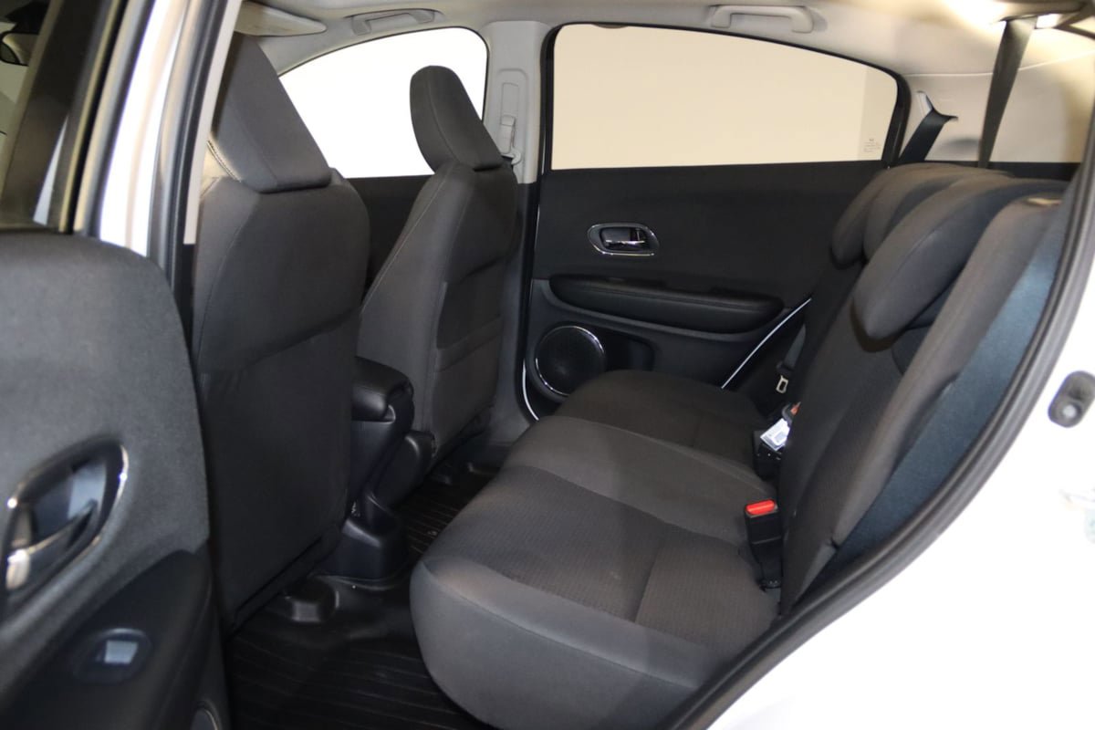 Used 2022 Honda HR-V EX image 48