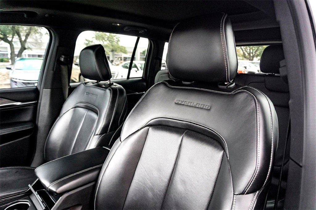 Used 2023 Jeep Grand Cherokee Overland image 13