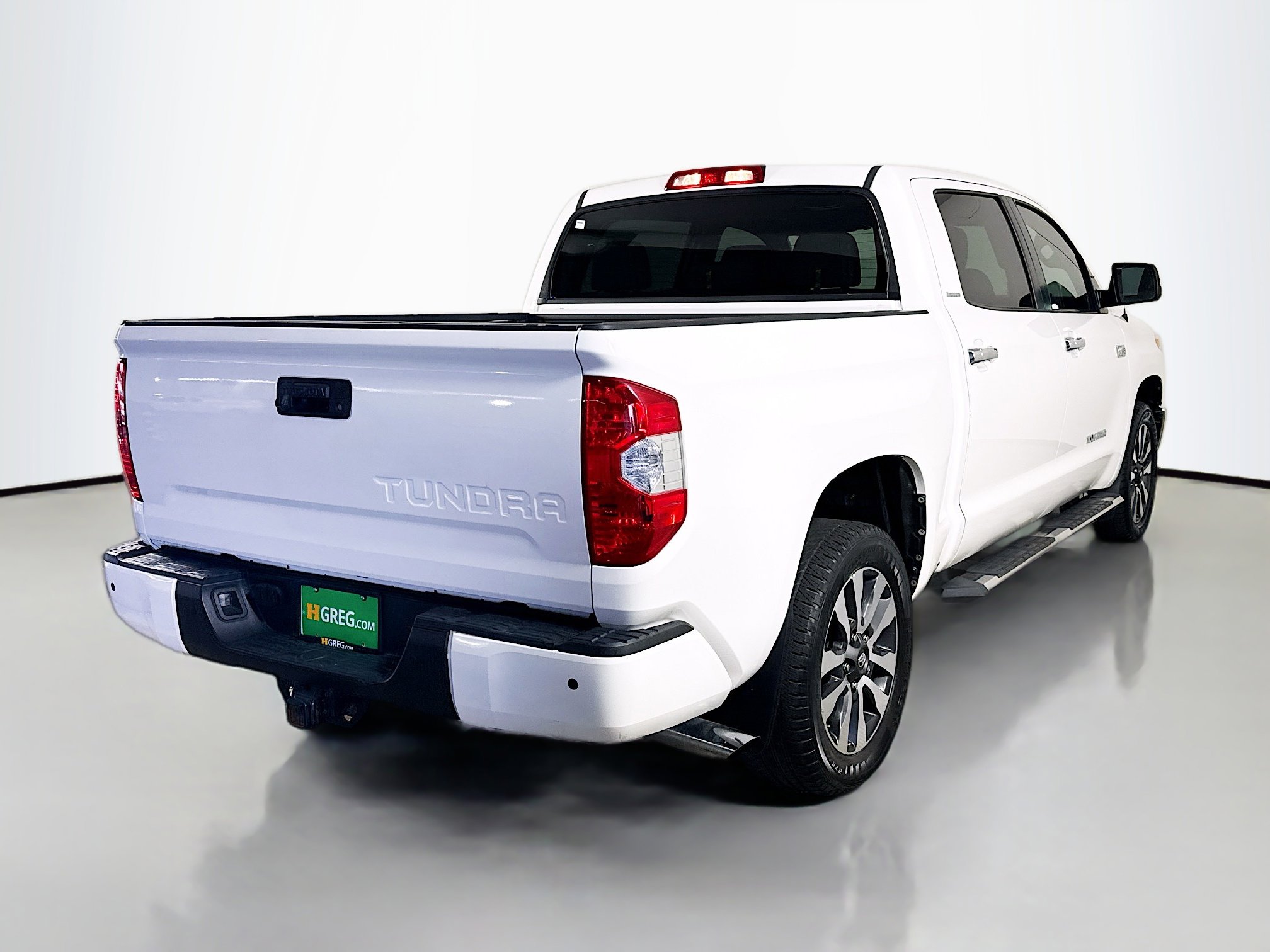Used 2018 Toyota Tundra Limited w/ Limited Premium Package image 10