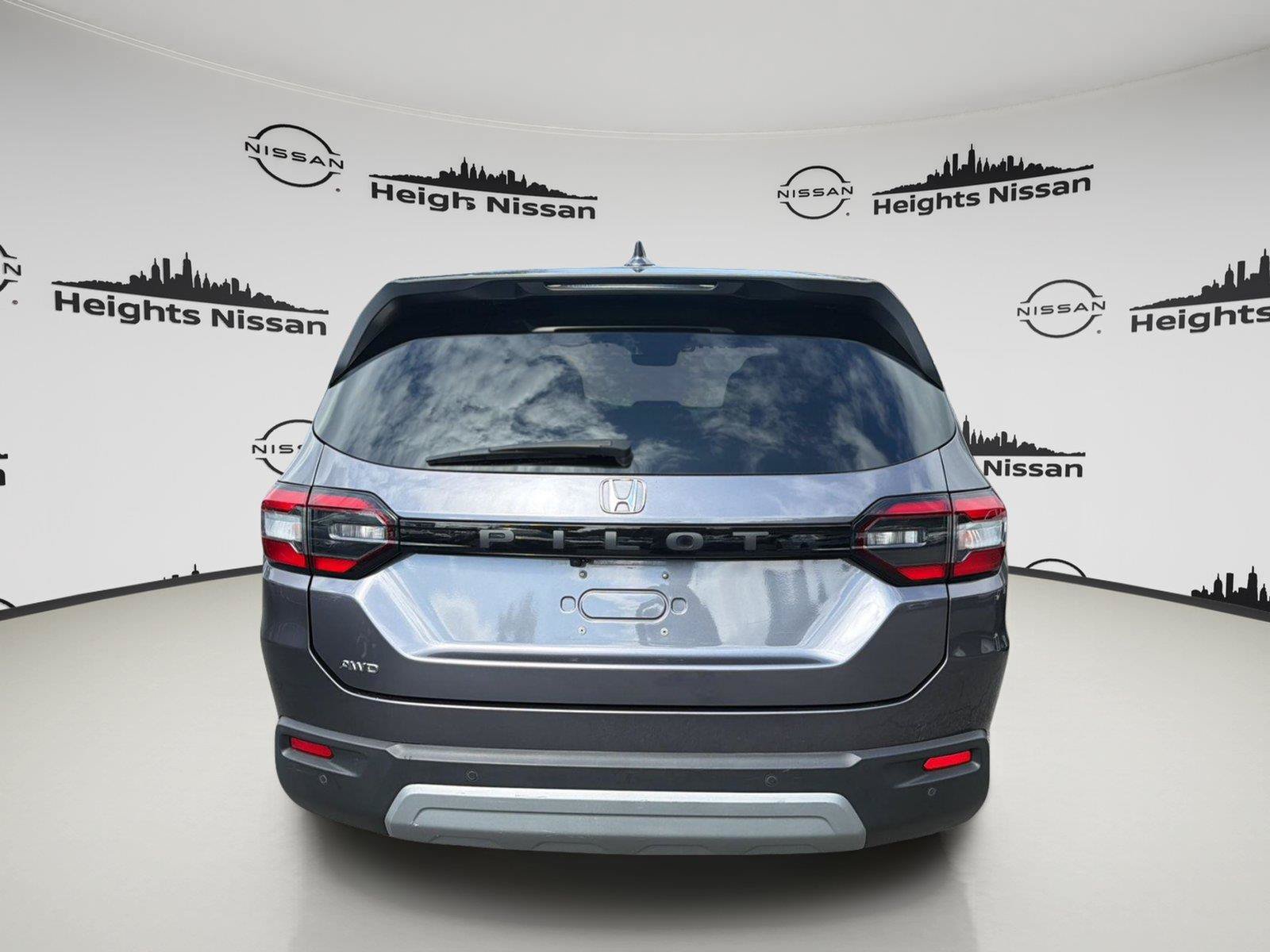 Used 2024 Honda Pilot EX-L image 4