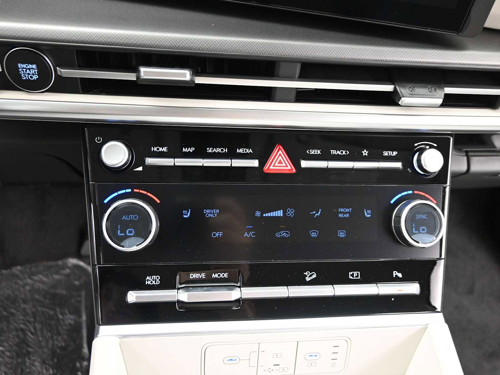 New 2026 Hyundai Santa Fe SEL FWD image 19