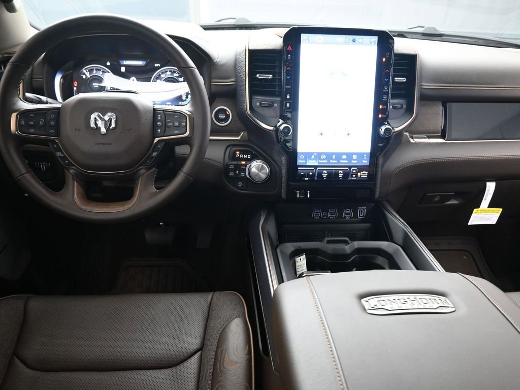 Used 2026 RAM 1500 Limited AWD/4WD image 7