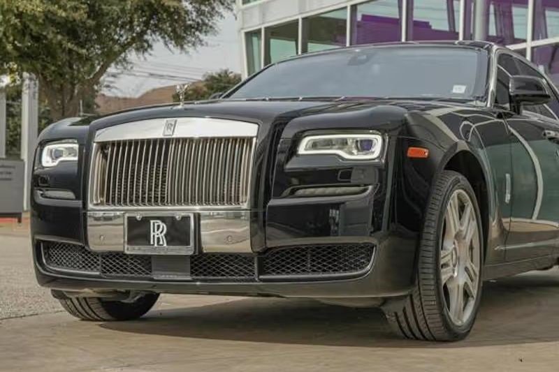 Certified 2016 Rolls-Royce Ghost Extended Wheelbase image 3