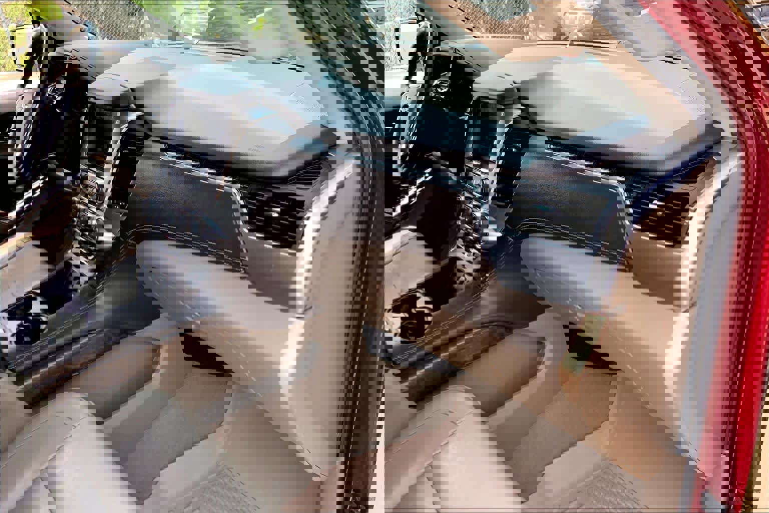 Used 2019 Chevrolet Tahoe LT w/ Luxury Package image 19