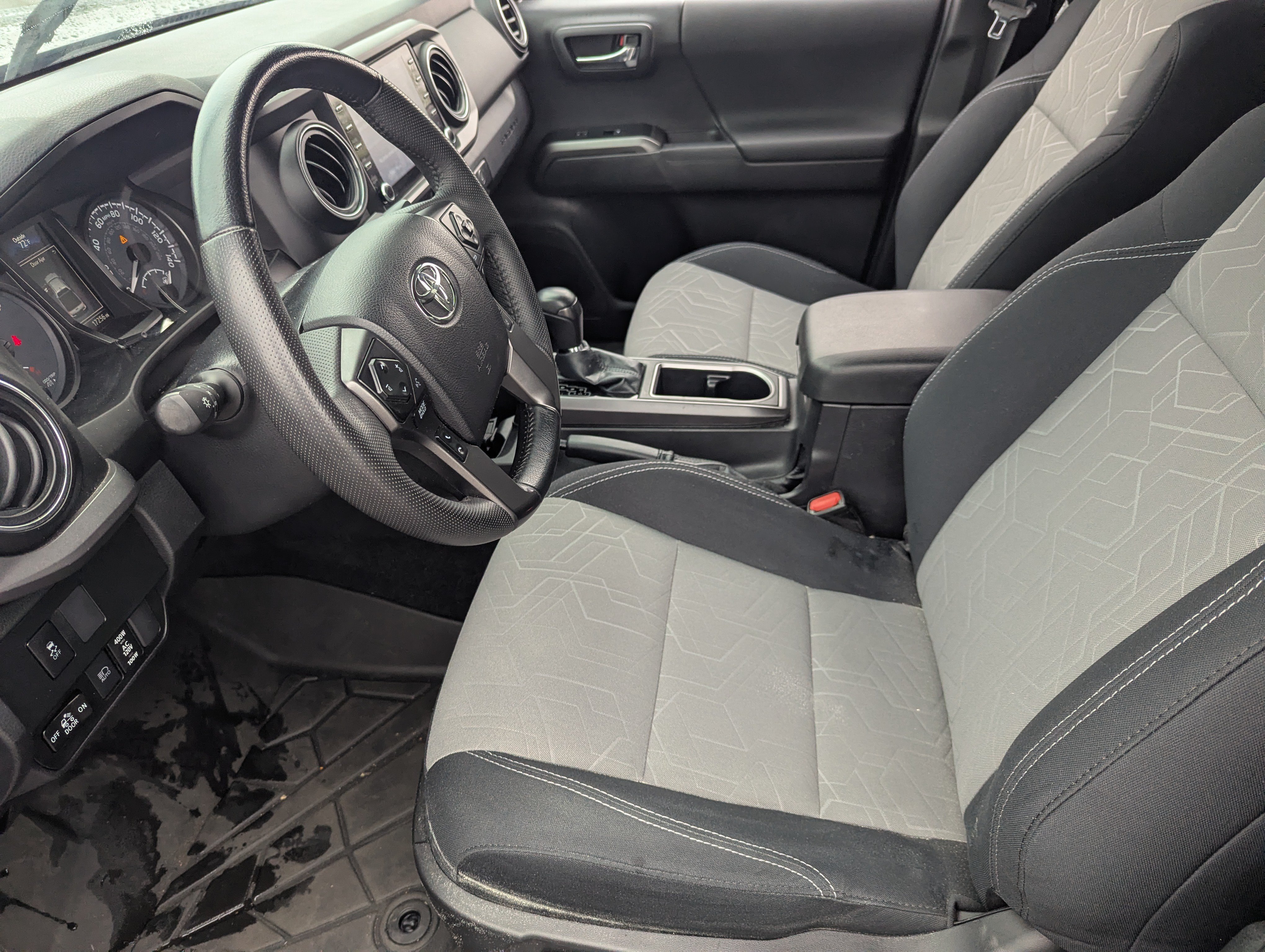Used 2023 Toyota Tacoma TRD Off-Road RWD image 20