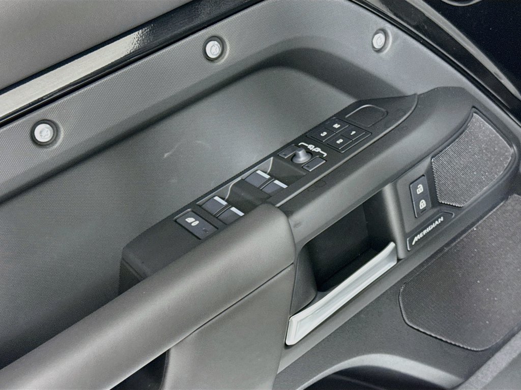 New 2026 Land Rover Defender 110 S AWD/4WD image 24