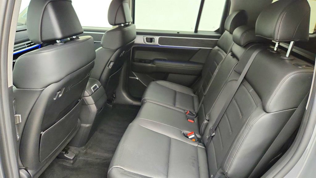 Used 2024 Hyundai Santa Fe Limited image 20