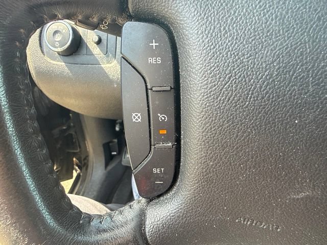 Used 2011 Chevrolet Impala LT w/ Luxury Edition Package FWD image 13