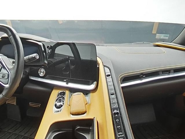 Used 2020 Chevrolet Corvette Stingray Preferred Cpe w/ 2LT Preferred Equipment Group RWD image 20